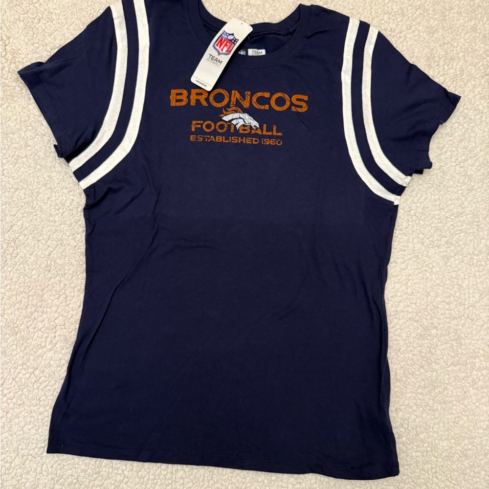 NWT NFL Denver Broncos Women’s Navy and Orange Tee